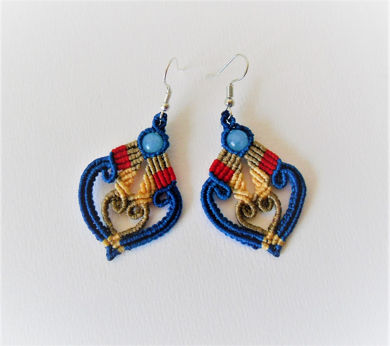 aquamarin macrame earrings