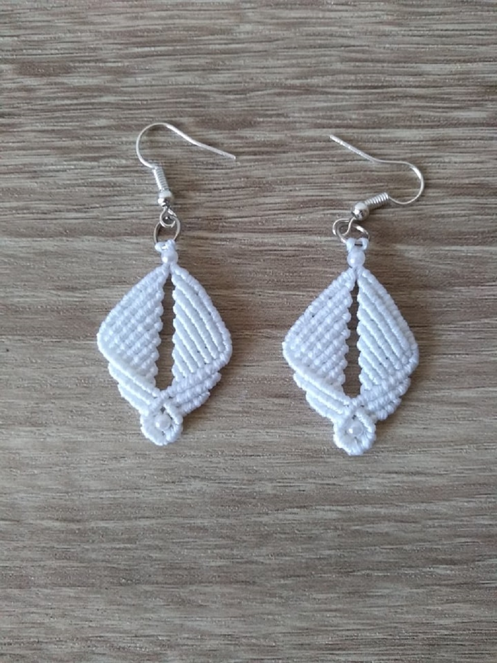 macrame earrings white 1