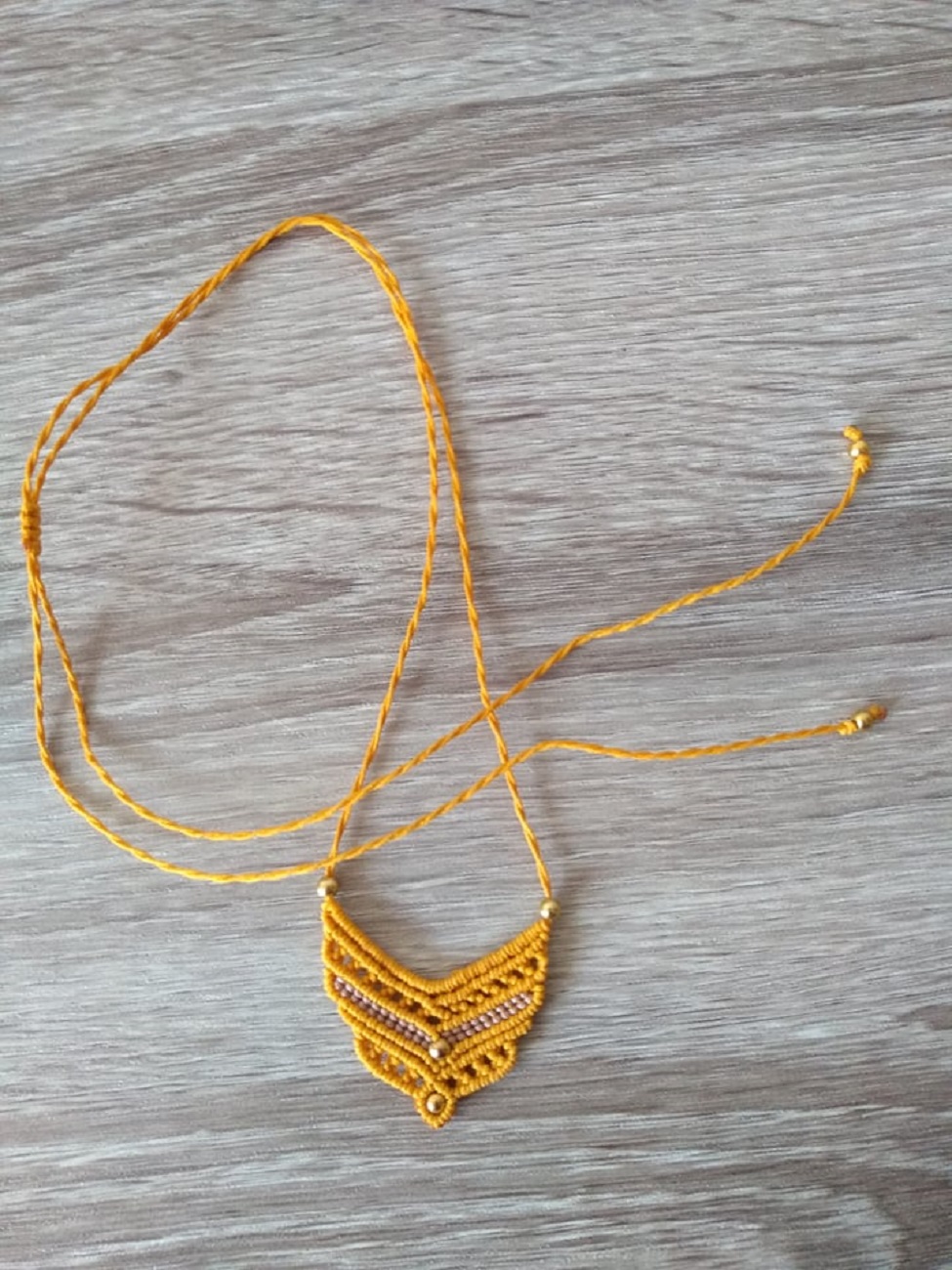 macramenecklaceamber color